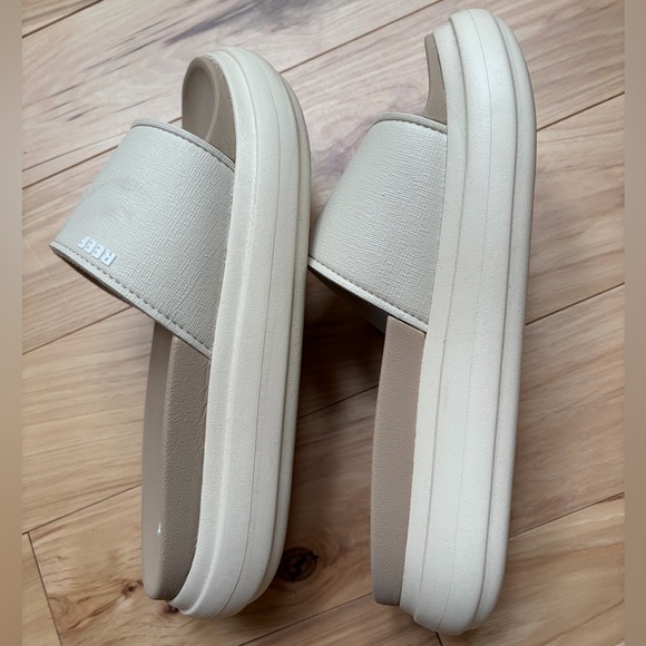 Reef Cushion Bondi Bay Lightweight Sandals Women Size 9 Vintage/Oasis CJ2687 - Picture 4 of 6